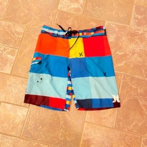Hurley MENS bathing suit size 30
